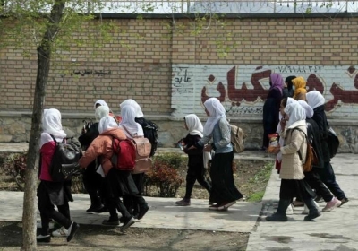 Los envenenamientos en colegios de niñas se trasladan de Irán a Afganistán