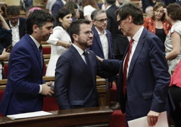 El bloque progresista sustituye a la mayoría por la independencia en la política catalana