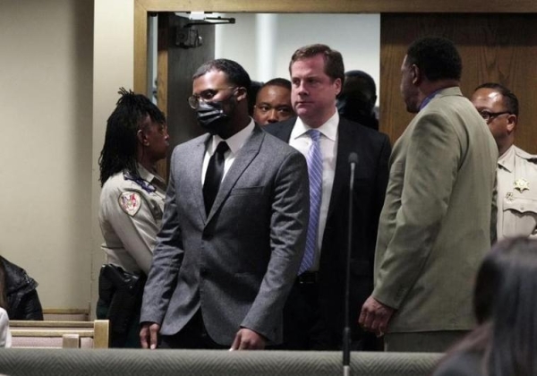 Los cinco policías acusados de matar al joven negro Tyre Nichols se declaran «no culpables»