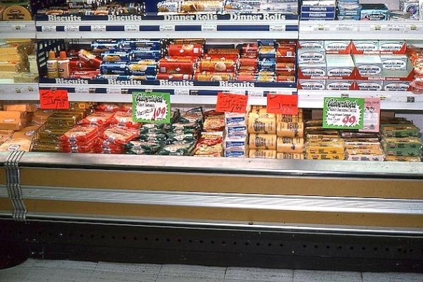 UK inflation at 30-year high driven by increasing food costs