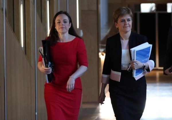 La sustitución de Sturgeon comienza con otro debate moral en Escocia